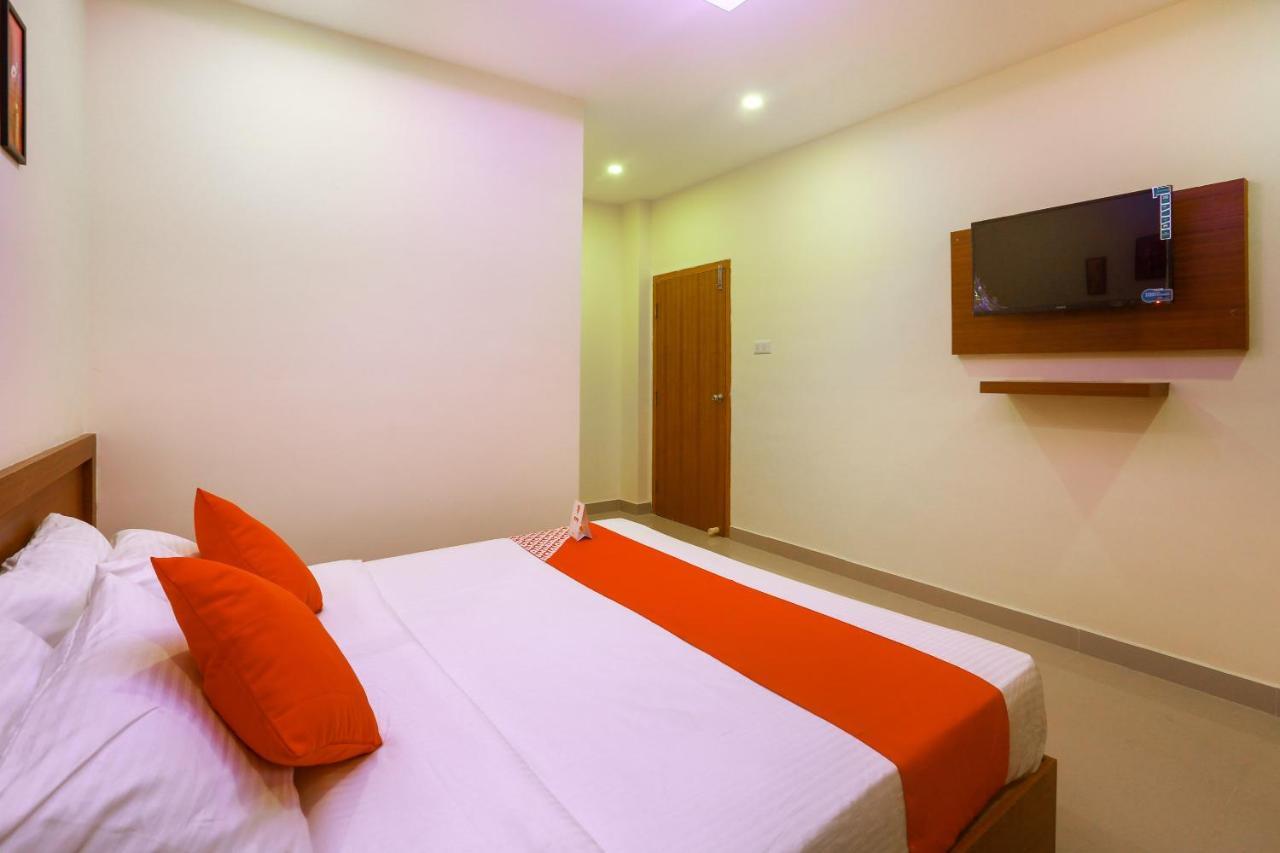Oyo Ramis Residency Hotel Kannur Exterior photo