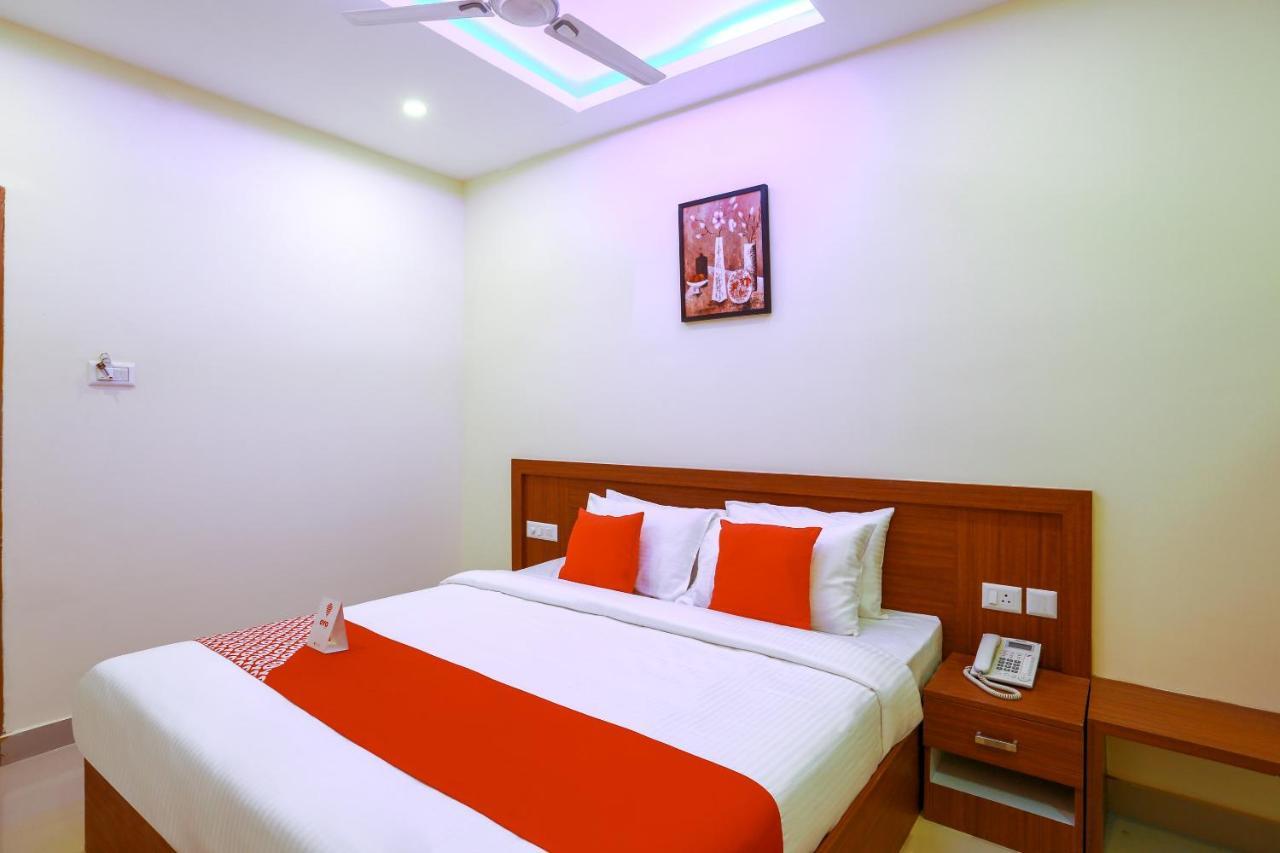 Oyo Ramis Residency Hotel Kannur Exterior photo